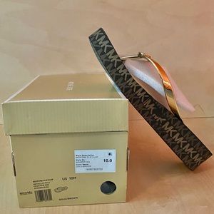 Michael Kors Bedford Flip Flop Sandals